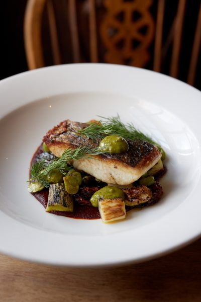 hearty sunday roast wiltshire pub